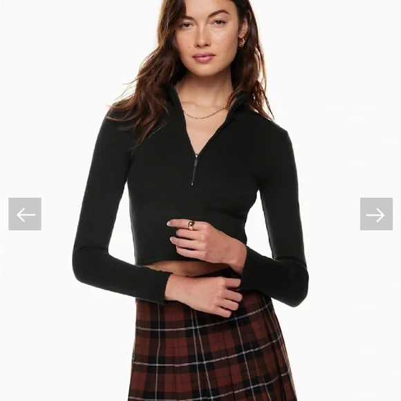 Aritzia Sunday Best Hug 1/2 Zip in Black Size Large - Picture 2 of 4